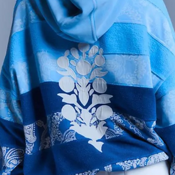 NWT Free People Movement Womens Final Call Bandana Logo Hoodie sz Small - Picture 2 of 2